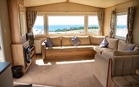 Devon Cliffs Holiday Home